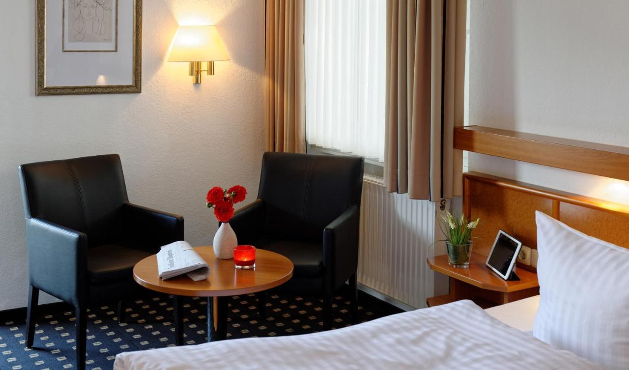 Trend Hotel Olsztyn Bagian luar foto